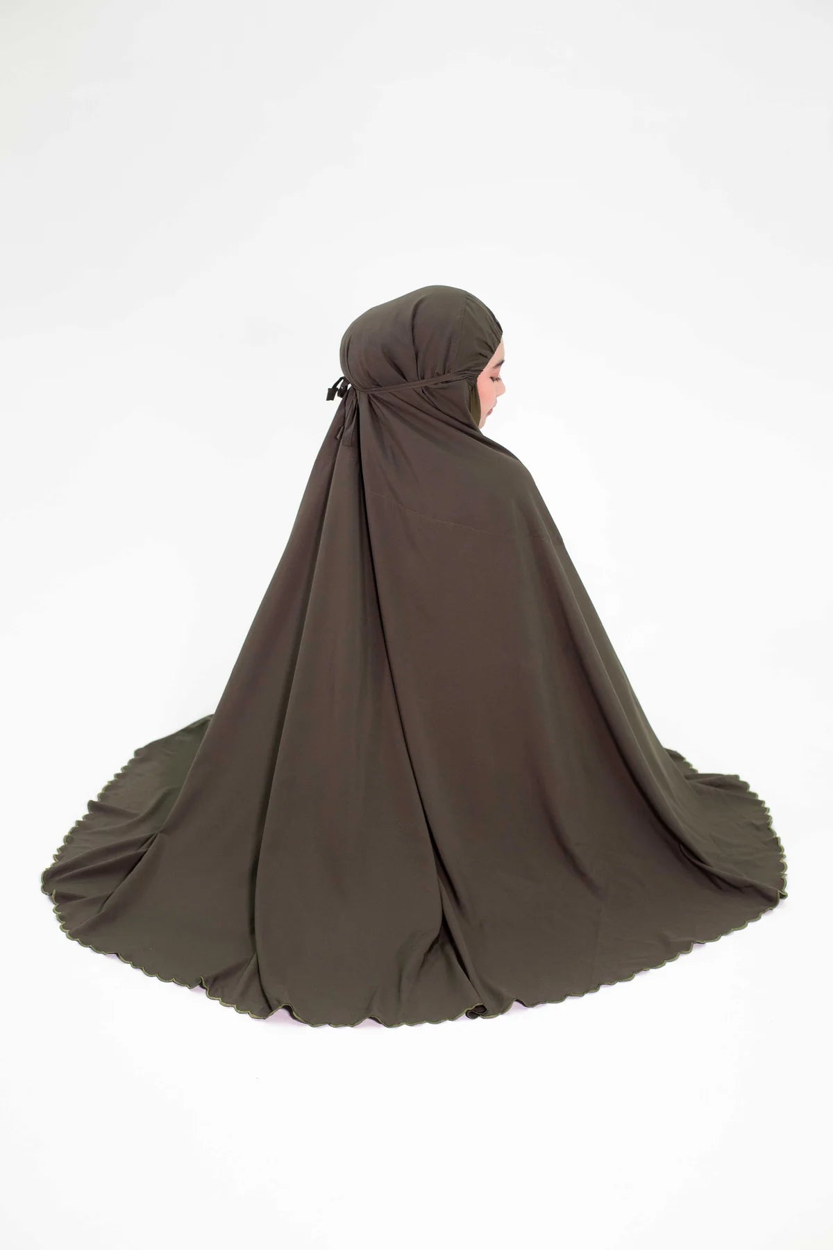 Zaahara : Sulam Sofia Lite Prayerwear