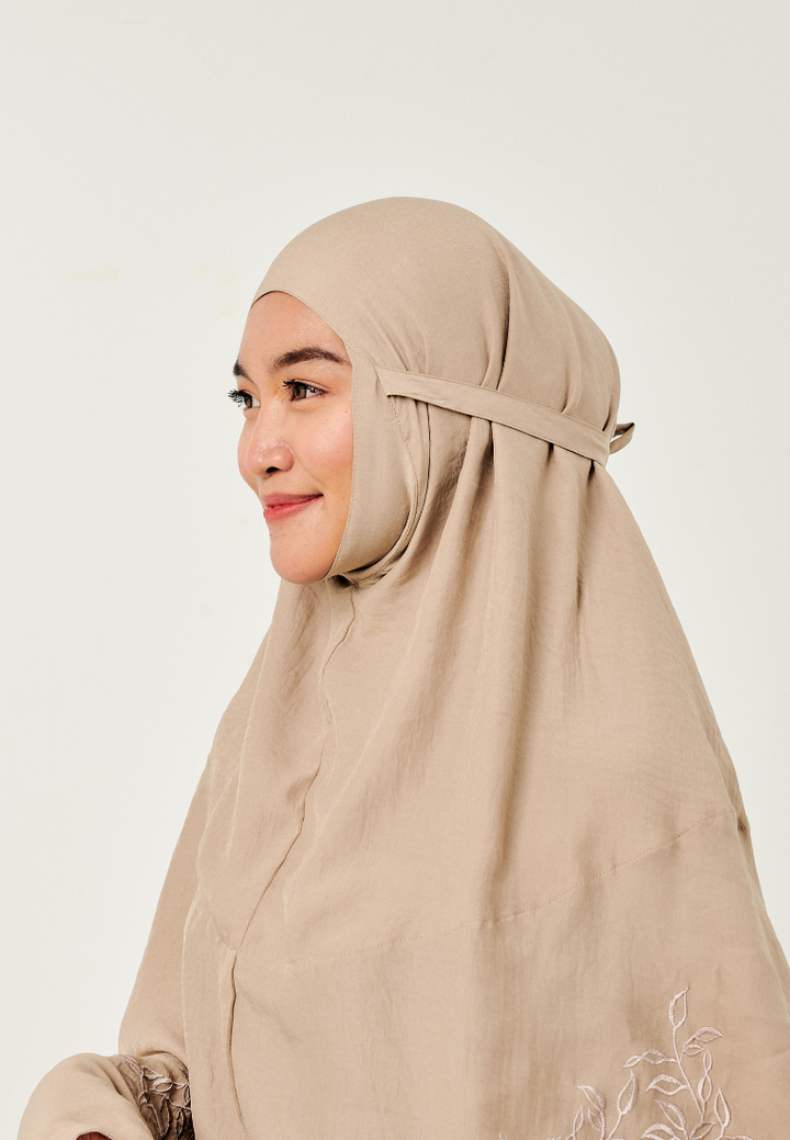 Zaahara : Nour Prayerwear Ironless