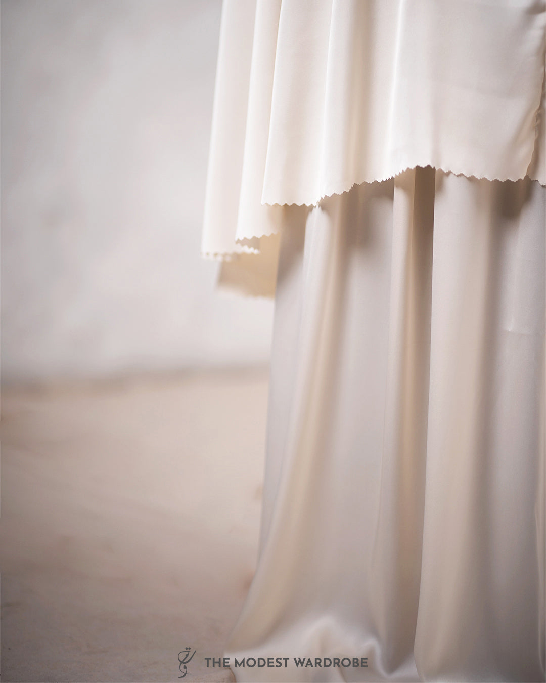 TMW Premium Silk with Pearl bag 2 Piece Prayerwear