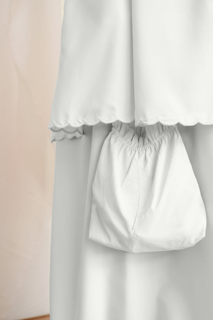 Zaahara : Sulam Sofia Prayerwear