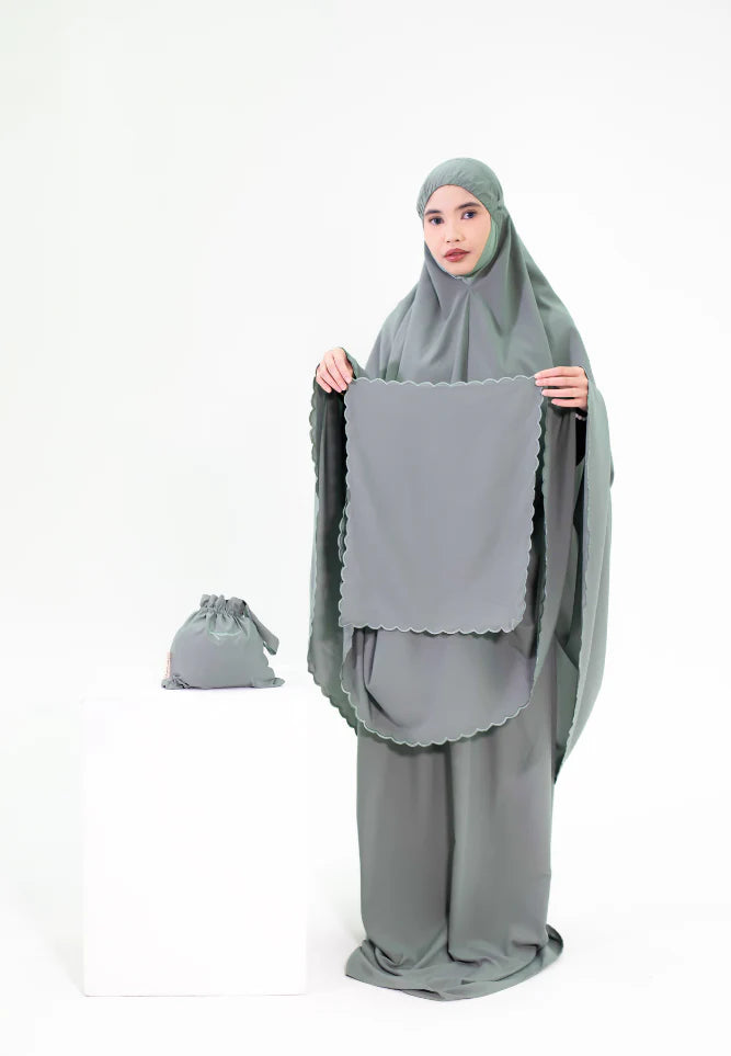 Zaahara : Sulam Sofia Lite Prayerwear