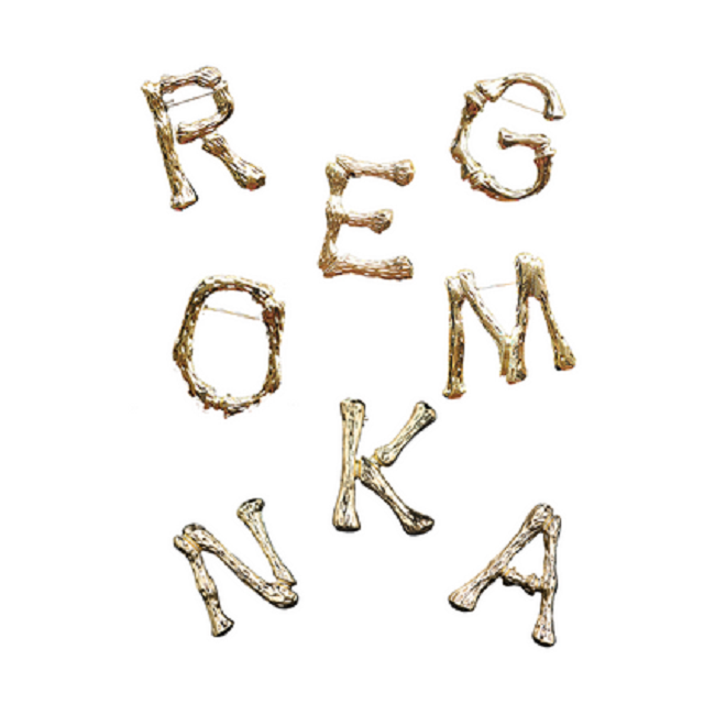 LADYN - Alphabet Vintage Brooch (DC)
