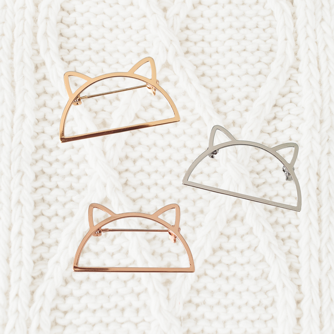 LADYN - Feline Silhouette Brooch