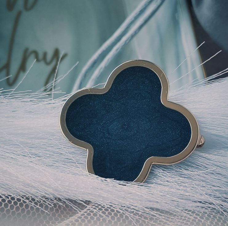 LADYN - Luna Clover Brooch (6 colours) (DC)