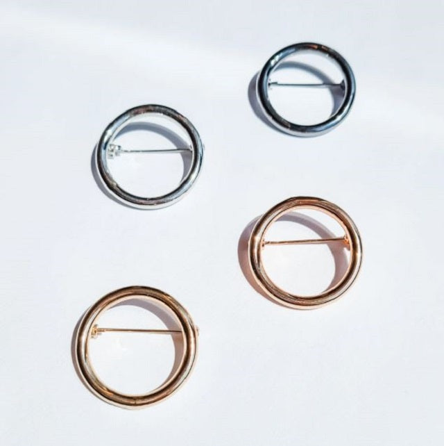 LADYN - Circle Brooch (4 colours)