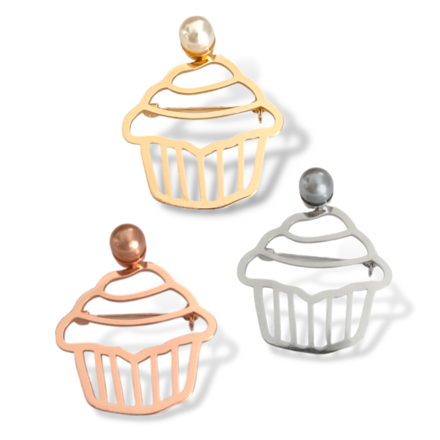 LADYN - Cupcake with Pearl Brooch