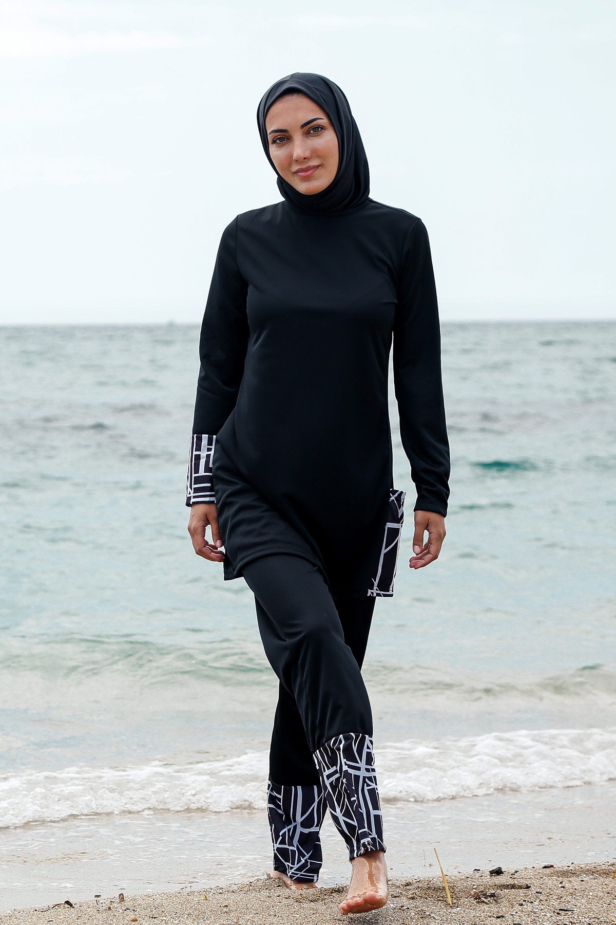 *ONLINE EXCLUSIVE* Marina Modest Swimsuit R1114 - Rivamera Black and White