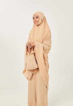 Zaahara Nour Prayerwear