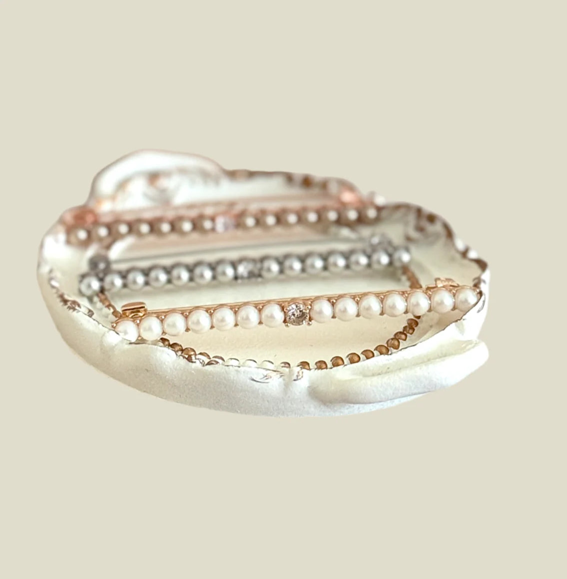 LADYN - LUXE LINE LONG BROOCH