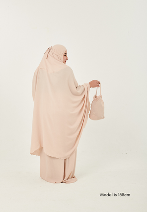 Zaahara Nour Prayerwear