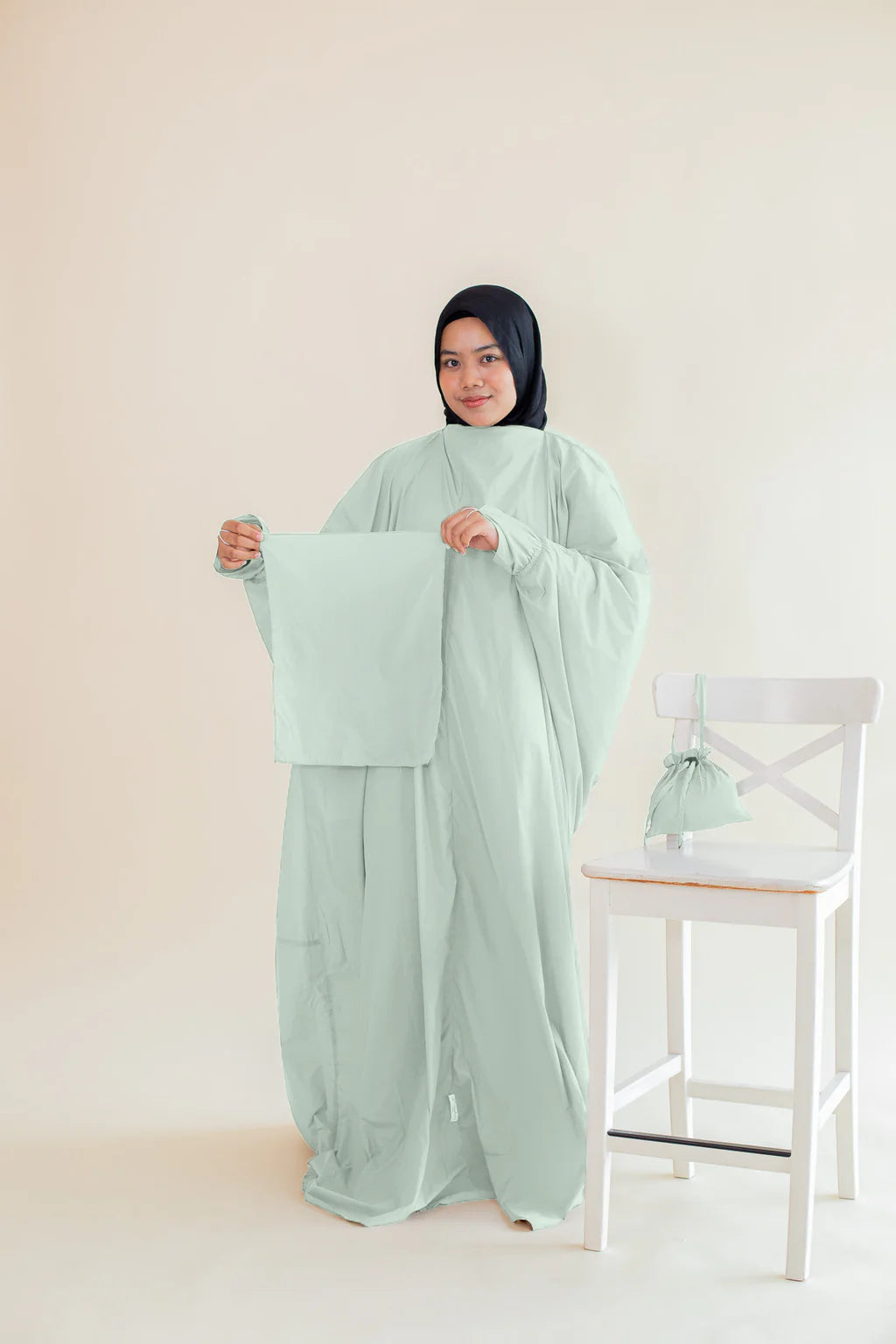 Zaahara On-The-Go Marissa Abaya Prayerwear (1 Piece)