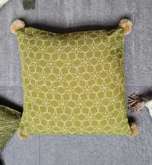 Cushion - Olive Star Beige Pompom (40x40)