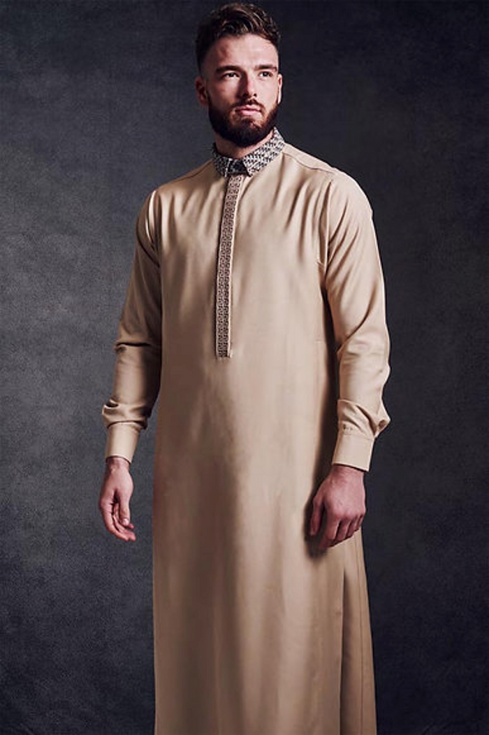 Al Ameer Thobe AA229