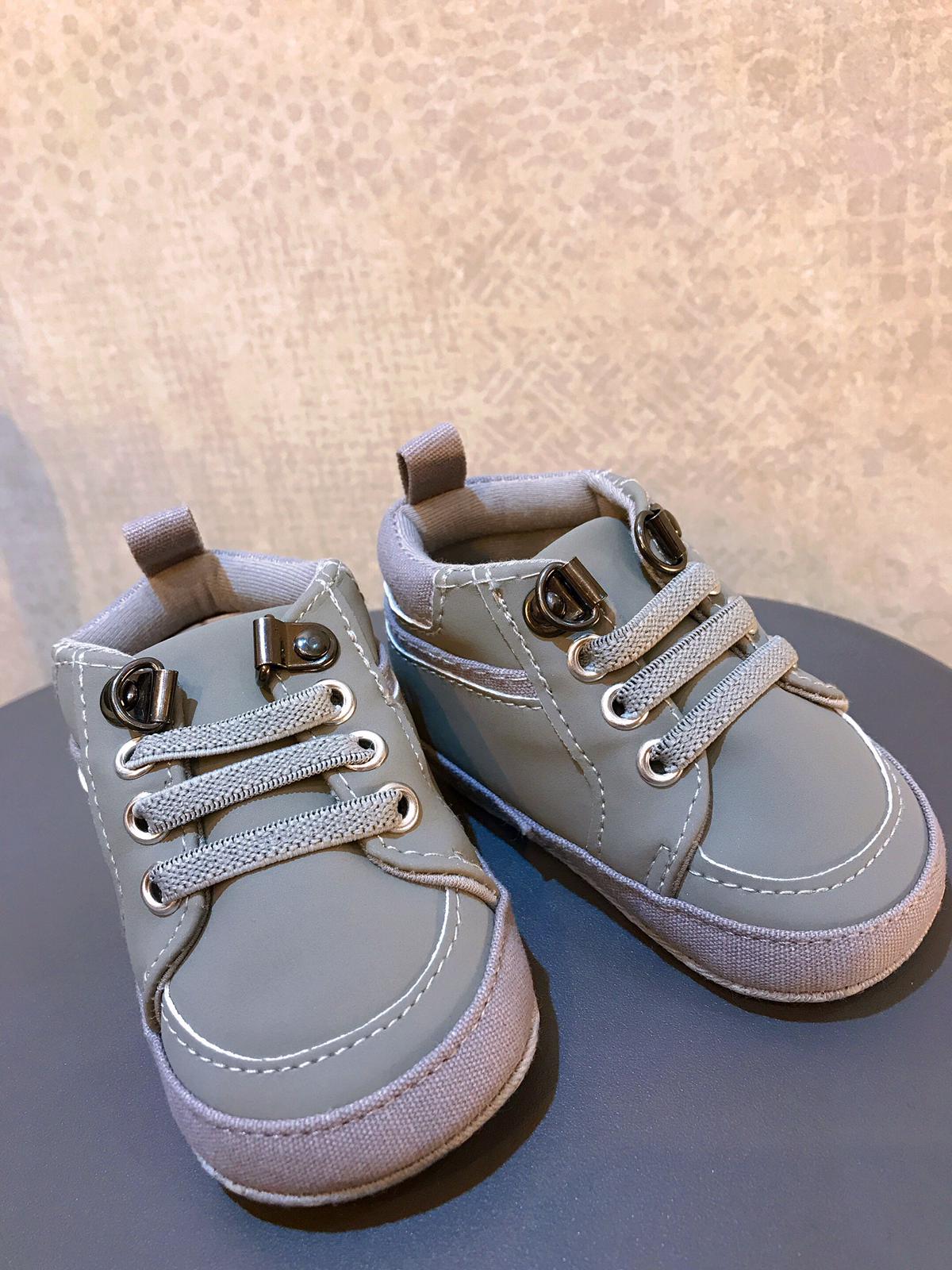 Newborn baby store boy boots