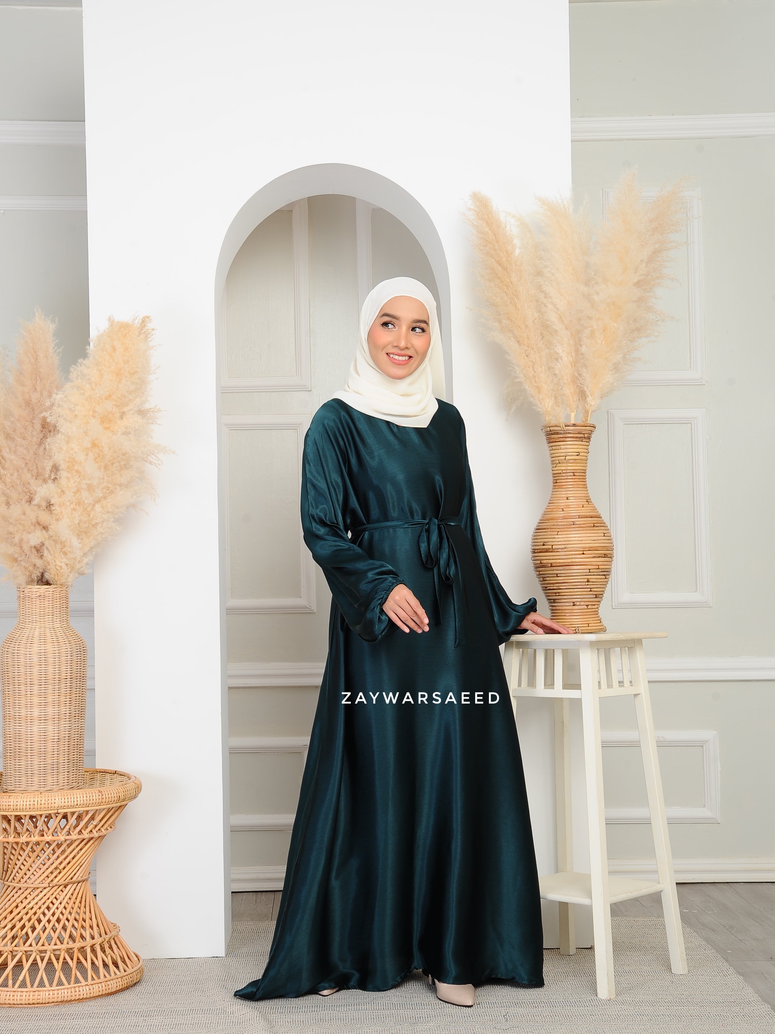 Jasmine Abaya (Free Size)