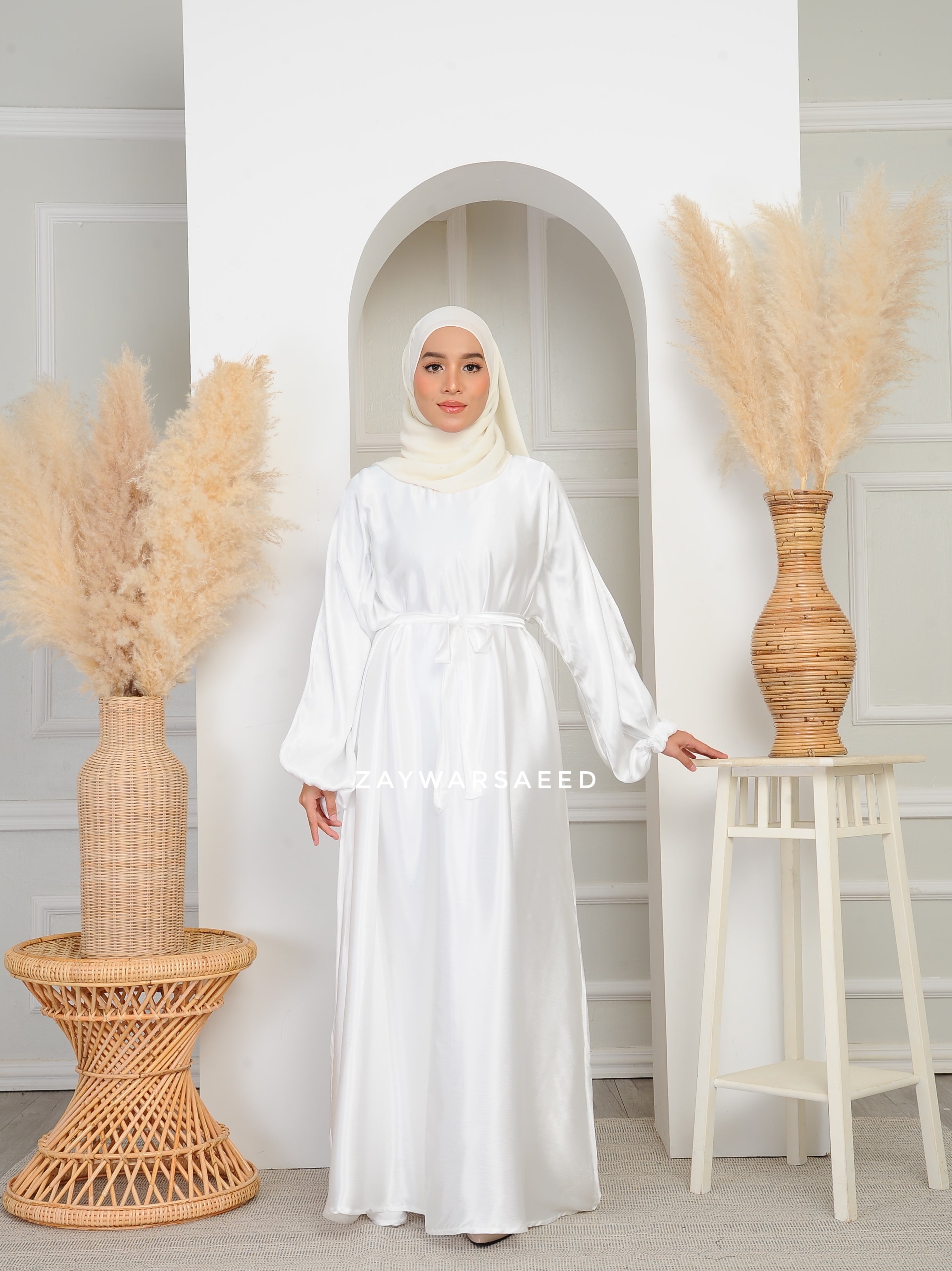 Jasmine Abaya (Free Size)