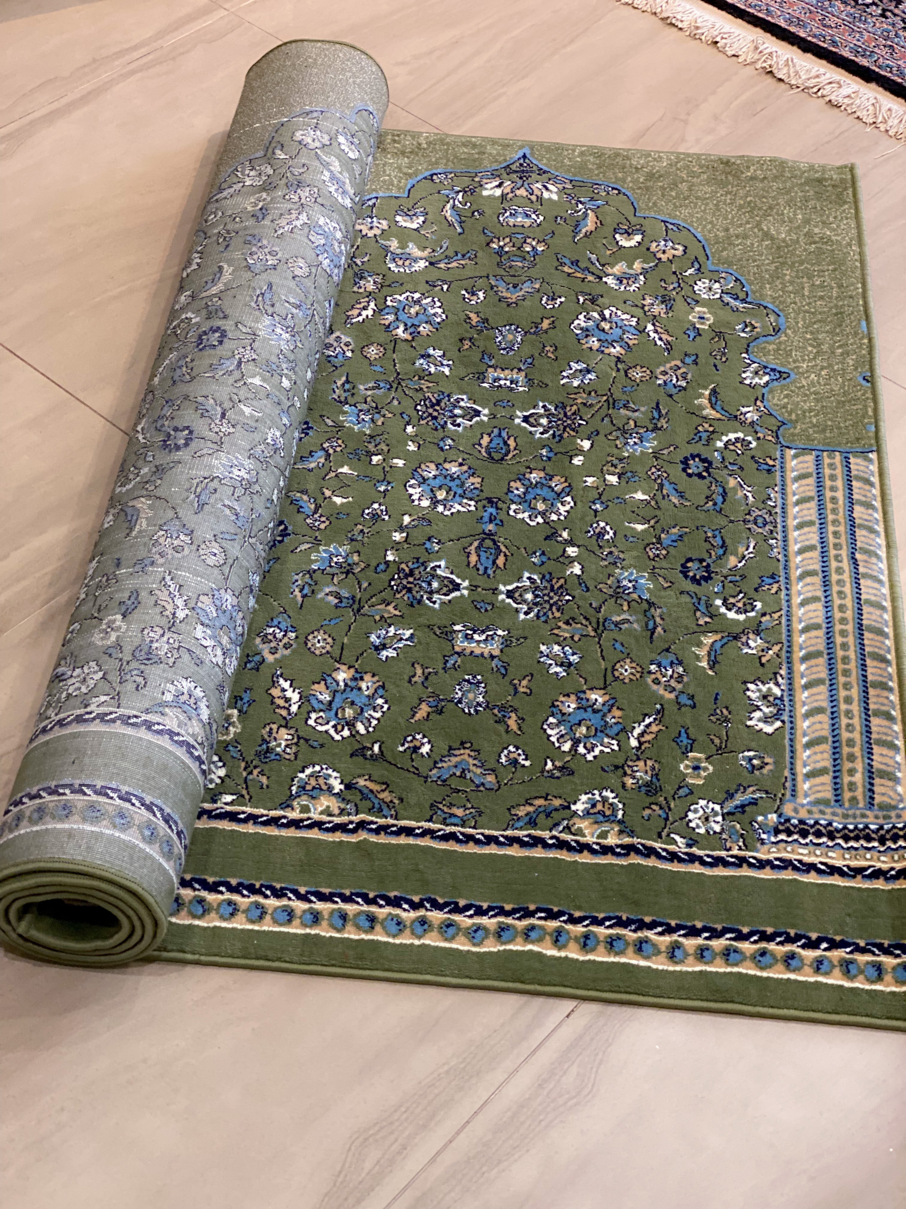 Family Prayer Carpets (2 Colours)