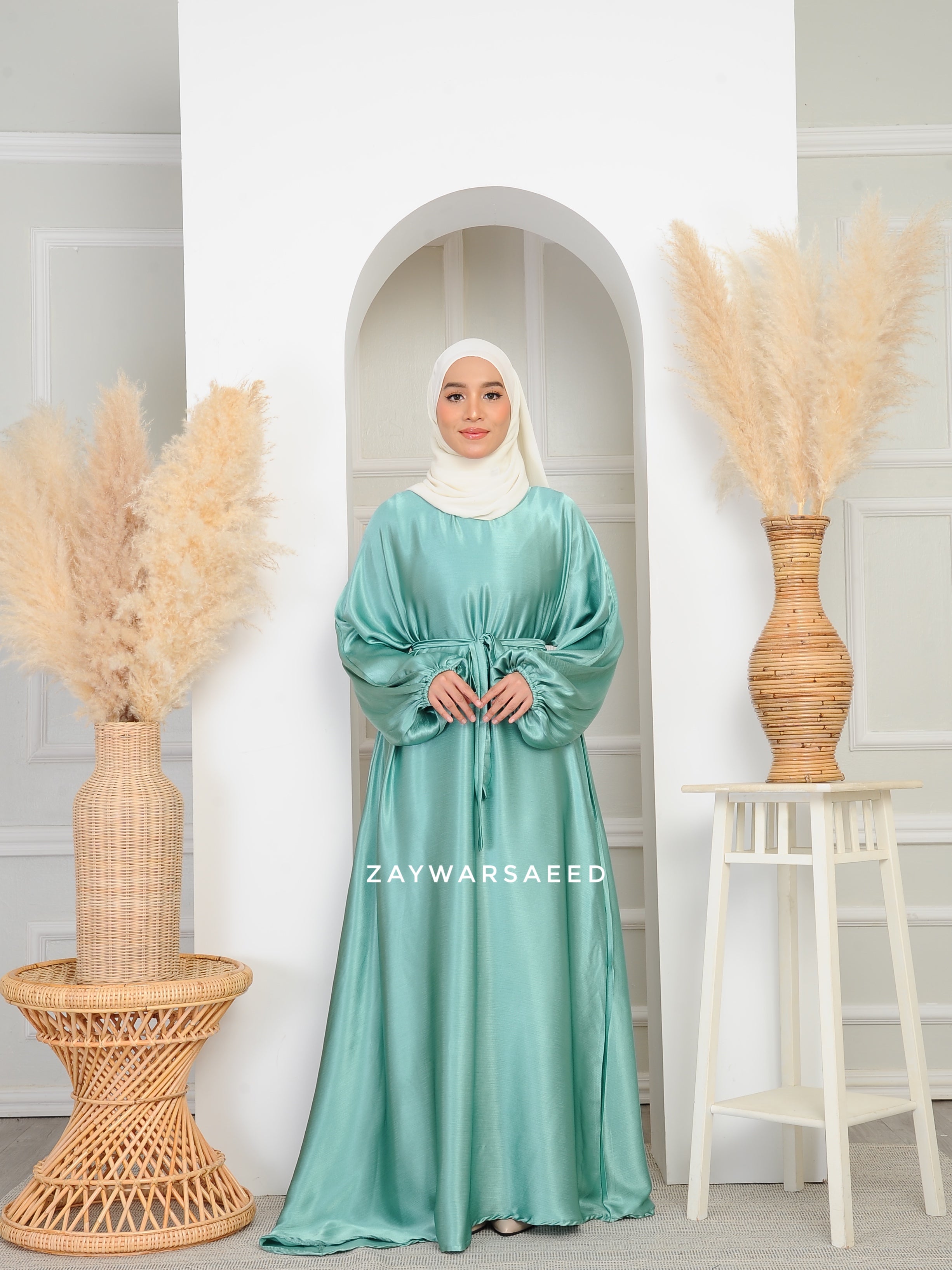 Jasmine Abaya (Free Size)